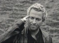 Sean Pertwee