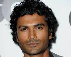 Sendhil Ramamurthy