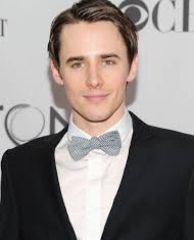 Reeve Carney