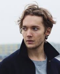 Toby Regbo