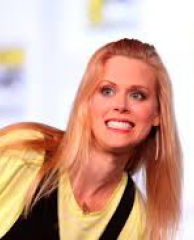 Janet Varney