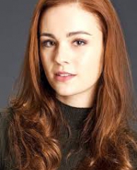 Sophie Skelton