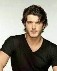 Yon González