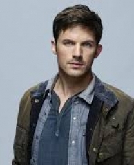 Matt Lanter