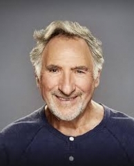 Judd Hirsch