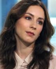 Troian Bellisario