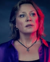 Laurie Brett