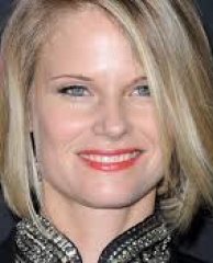 Joelle Carter