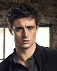 Max Irons