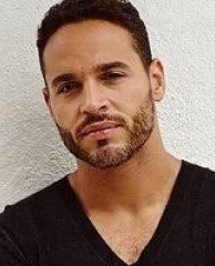 Daniel Sunjata