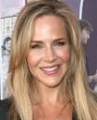 Julie Benz