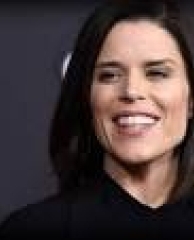 Neve Campbell