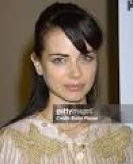 Mia Kirshner