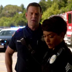 9-1-1 Season 3 screenshot 2