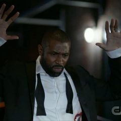 Black Lightning season 1 screenshot 3