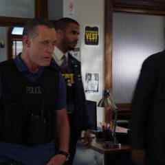 Chicago P.D. Season 5 screenshot 8