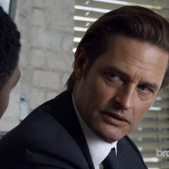 Colony Season 2 screenshot 7