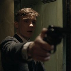 Peaky Blinders Season 1 screenshot 4