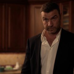 Ray Donovan season 3 screenshot 3