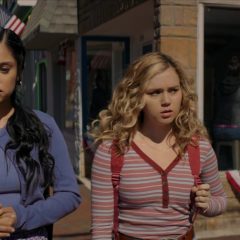 Stargirl Season 2 screenshot 7