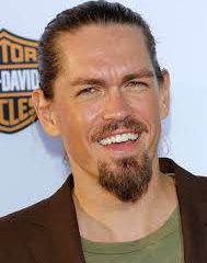 Steve Howey