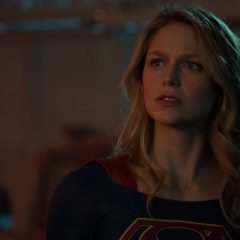 Supergirl Season 3 screenshot 3