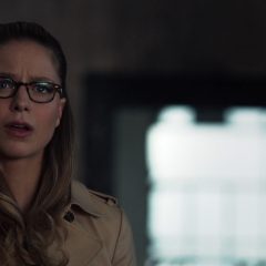 Supergirl Season 3 screenshot 5