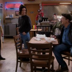 The Conners Season 6 screenshot 5