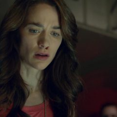 Wynonna Earp Season 1 screenshot 10