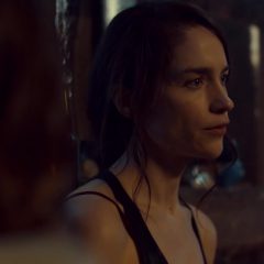 Wynonna Earp Season 3 screenshot 1