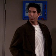 Friends Season 7 screenshot 2